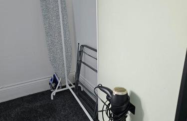 Rectory5 - 5 bedroom 7 beds Parking Perfect for Contractors - Foto 5