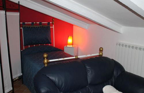 MANSARDA VITI - Sguardo su Frontone - - Foto 77