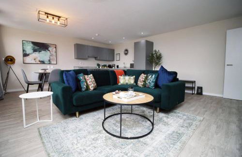 Elegant 2BR w/ Pool Table in Prime Location - Foto 29