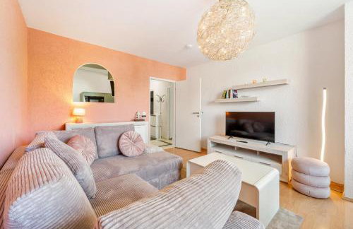 Stilvolles City-Apartment mit Balkon & Parkplatz, Nähe Frankfurt - Foto 2