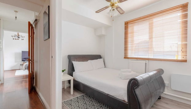 Well Located 2BD Flat 20 Mins to Tower Bridge! - Foto 3, Habitación