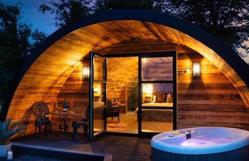 The Piglet Pod - Photo 2