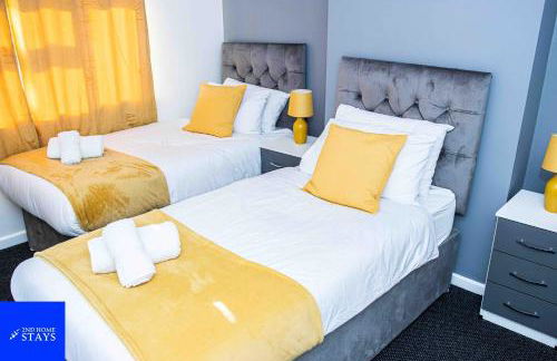 2ndHomeStays-Walsall- A Charming 3-Bed Home with Landscape View - Suitable for Contractors and Families -Large Parking for 3 Vans - Sleeps 7- 7 mins to J10 M6 and 21 mins to Birmingham - Foto 16