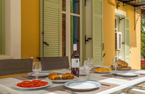 Yellow House Ithaca - Foto 10