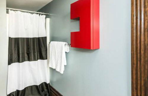 Big Blue House - Both Units - Near Forsyth Park - Foto 26