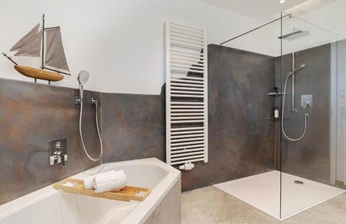 FENJOY Ferienapartments am Chiemsee - Balkon - BBQ - Foto 28