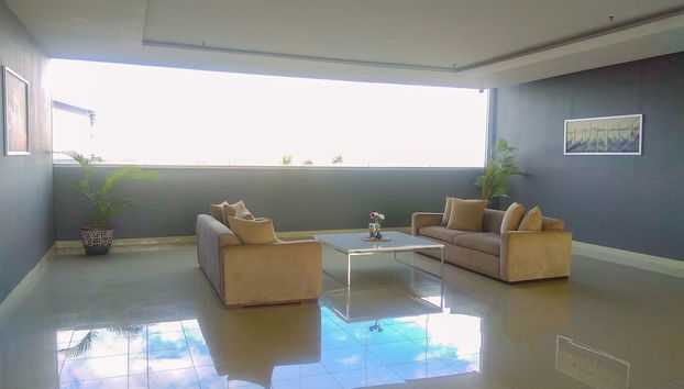 Minimalist And Comfy 2Br Park View Condominium Apartment - Foto 2, Vestíbulo