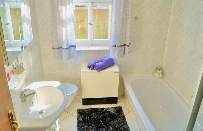 Holiday Home With Natural Garden - Foto 12