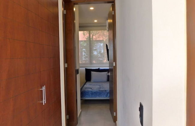 Roomy Apt With Private Terrace - Amazing Amenities - Photo 3