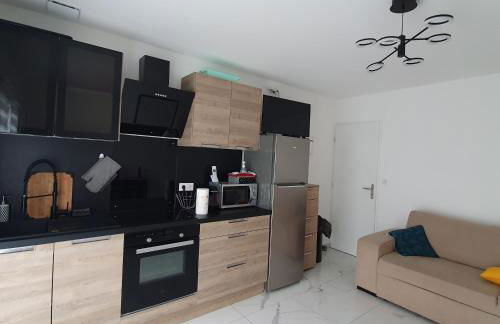 Appartement EVR!CA - 1 place parking gratuit - Foto 3