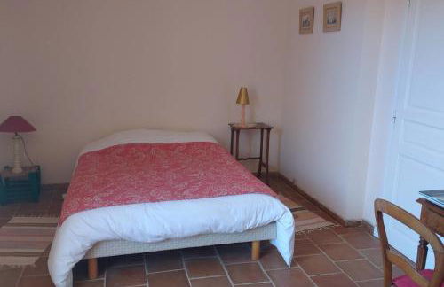 3-bedroom house with view - Foto 9