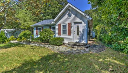 Dog-Friendly Waretown Home with Furnished Deck! - Foto 2