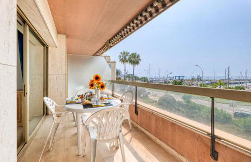 Port & Pool Hideaway - Happy Rentals - Foto 9