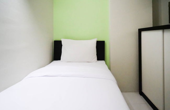 Simple And Homey 2Br At Dian Regency Apartment - Photo 4