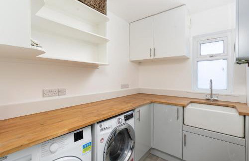 Stunning new 4 bed Penzance town Loft with parking - Foto 32