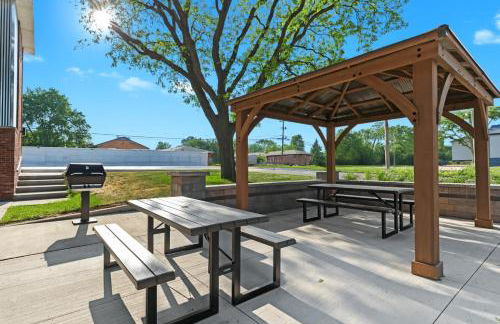 Modern Downtown 1BR Stay in Downtown Royal Oak - Foto 24