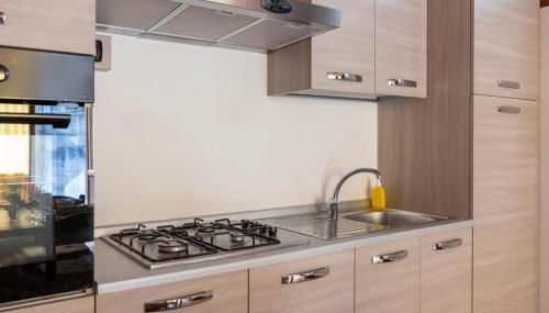 Casa Girasole, Costa Volpino - Photo 3, stove