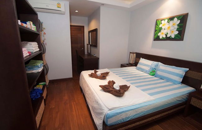 Penn Sunset Villa with Pool 10A - Photo 2