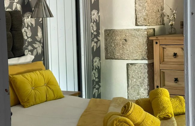 Beautiful Character Cottage - With Hot Tub - Photo 3