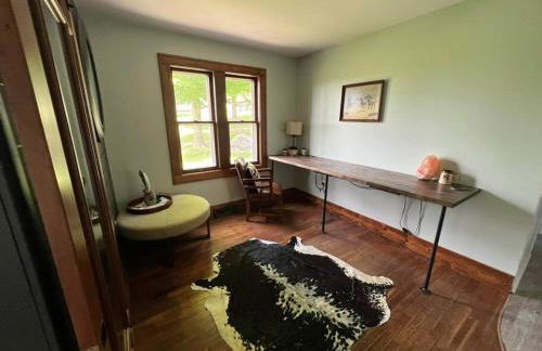 Home 7 beds, 2 baths Farmstay at Pygmy Goat Farm Byron Center Michigan - Foto 12