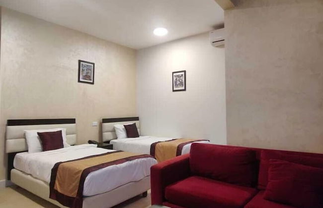 Bliss 3000 Furnished Studios - Photo 18