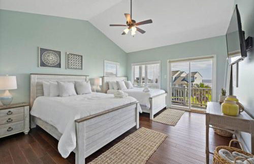 3-story beach house with incredible ocean views, steps to the beach - Photo 14