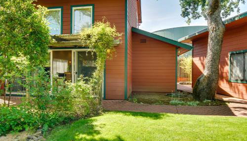 Hilltop Loft Ukiah Vacation Rental! - Foto 3
