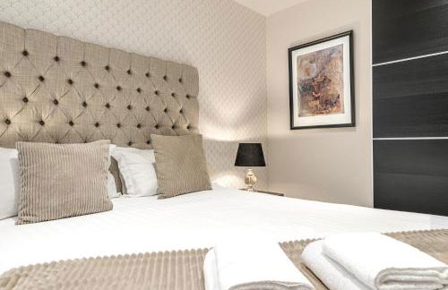 Abbey Apartments - Modern Serviced Apartments - Tourists & Professionals - Foto 26