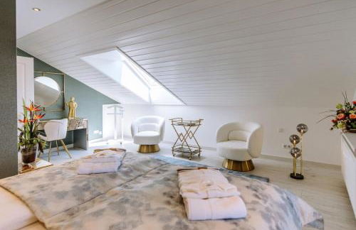 Ferienwohnung König Ludwig - Modernes Design-Apartment für Paare und Genießer am Starnberger See by LIVARIA - Foto 22