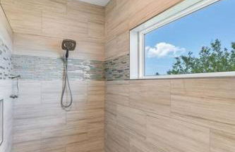 Spacious Home With Heated Pool! Sleeps 15! Billiard table! - Foto 22