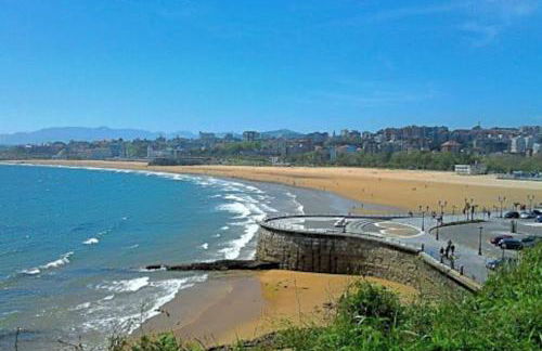 Bajo con terraza a 5 min de la playa (3 hab-6 per) - Foto 22