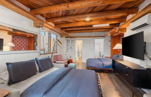 Scenic Santa Fe Downtown Escape - Foto 17