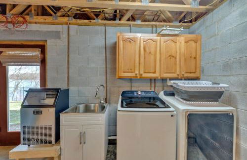 Family Friendly Lakefront with Private Dock Fire Pit Near Marinas - Foto 60