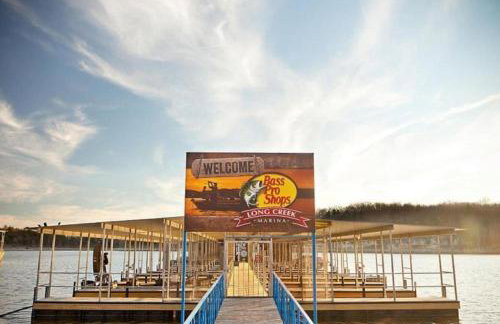 Enjoy the views of Table Rock Lake in this 2BD resort condo - Foto 28