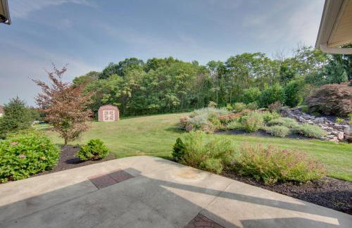 Game Room and Covered Patio Hummelstown Hideaway - Foto 39