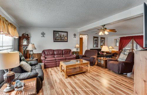 Countryside Haven with Spacious Yard in Tamassee! - Foto 5