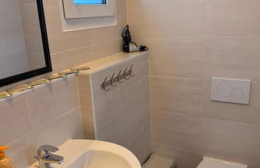 Hilda Apartments Rust - Photo 35