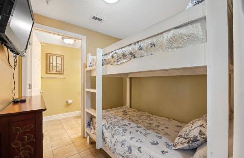 Majestic 1-1306! Gulf front 1bedroom, Pool,Hot Tubs,Tennis - Photo 44