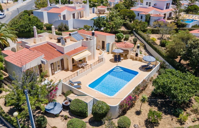 61 vdm Superb Villa on Vale do Milho With Heated - Foto 1