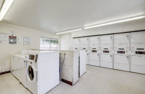 2 Mi to Beaches Condo with Patio in Port Hueneme! - Foto 26