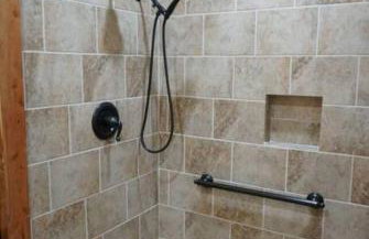 Toledo Queen Lakefront Custom 4 BR Home, Boathouse - Foto 7