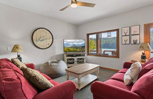 Lakefront Escape Sleep 12 Dock Hot Tub Pool Grill - Foto 31