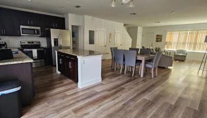 Resort-Style Home in gated community with ammenities close to MCO and Parks! - Foto 5