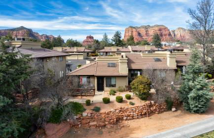 Stylish Townhome on Golf Course Red Rock View - Foto 33