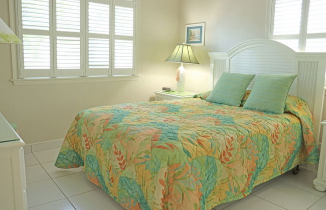 Galleon Villas by Hello Cayman Vacation - Photo 10