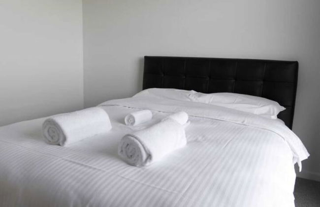 New Spacious 2 Bedroom With Gorgeous City Views - Foto 5