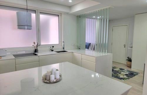 Beach front - sea and sunset views - Foto 18