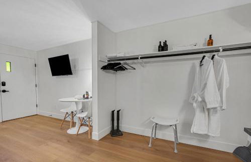 Mount Lena Room 4 at Mount Walker Inn - Foto 14