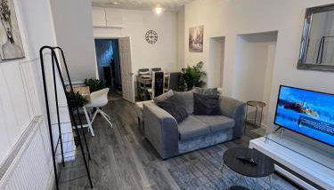 Anfield cosy stay - Photo 5