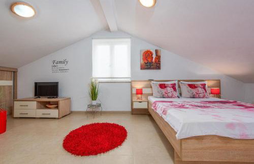 Villa Ivan ZadarVillas - Photo 29